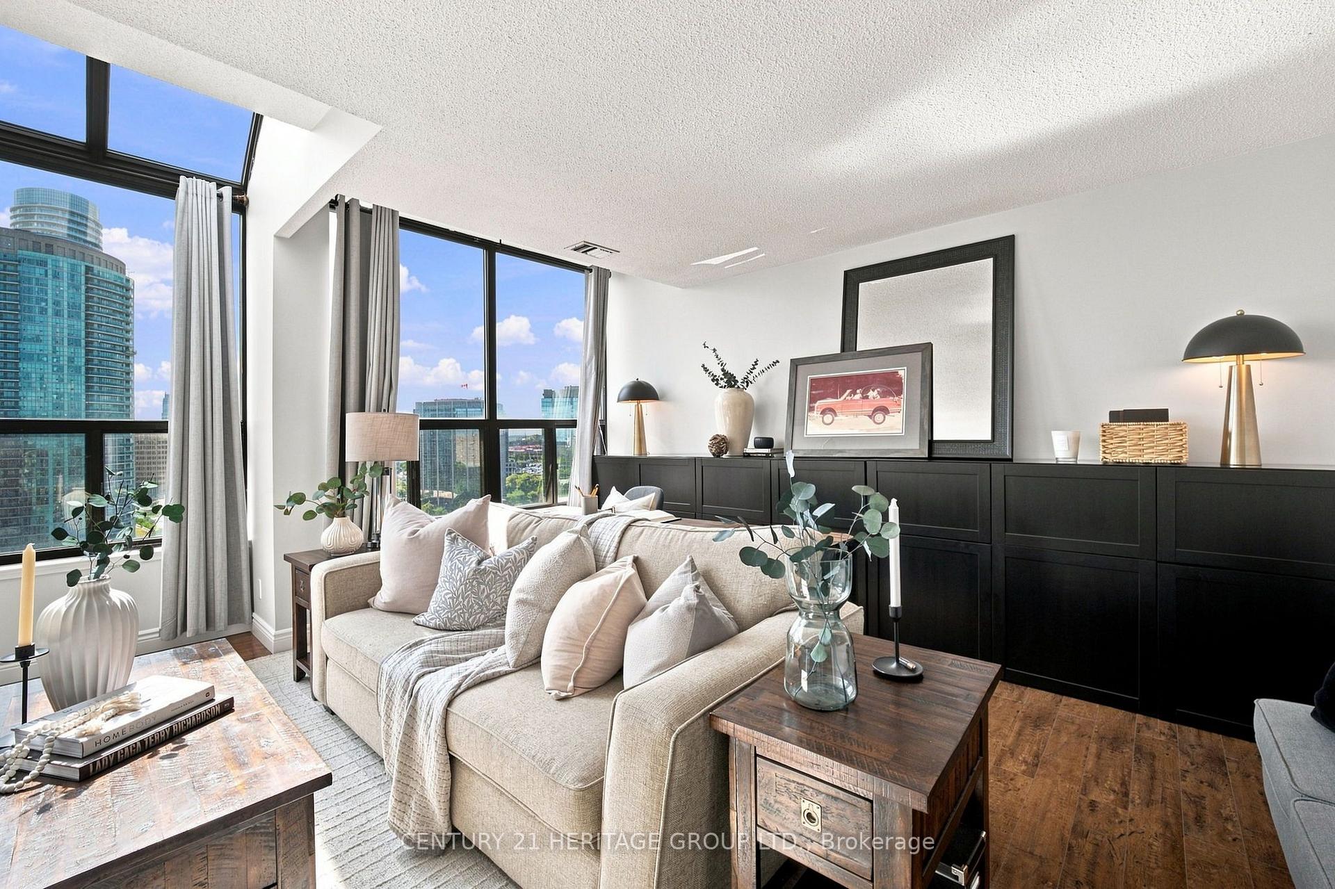 Photo 13 of Unit PH1, 200 Robert Speck Parkway, Mississauga, City Centre — HOMEH