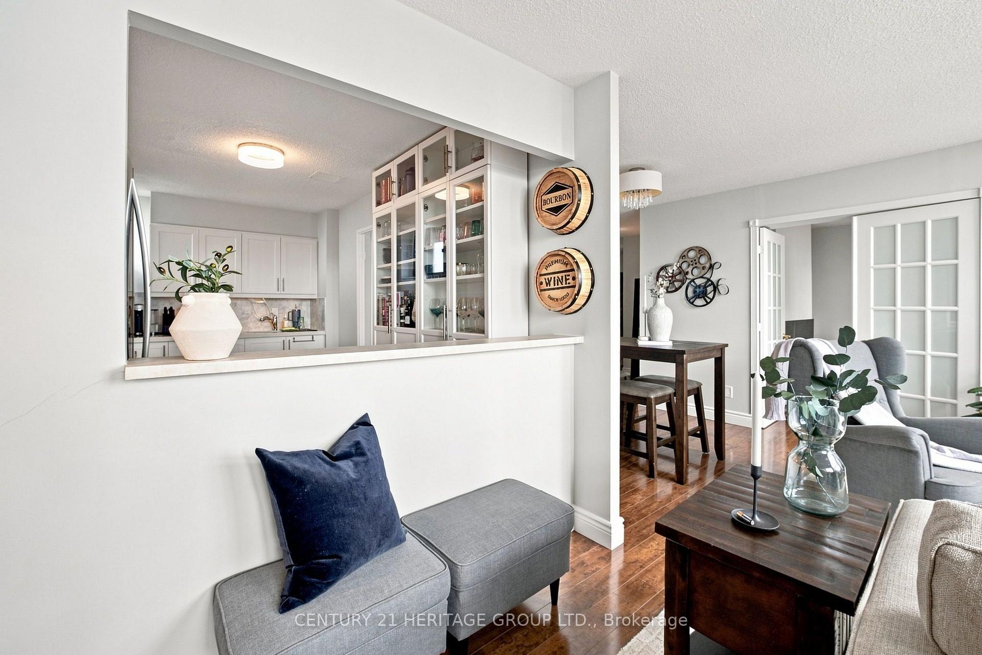 Photo 17 of Unit PH1, 200 Robert Speck Parkway, Mississauga, City Centre — HOMEH