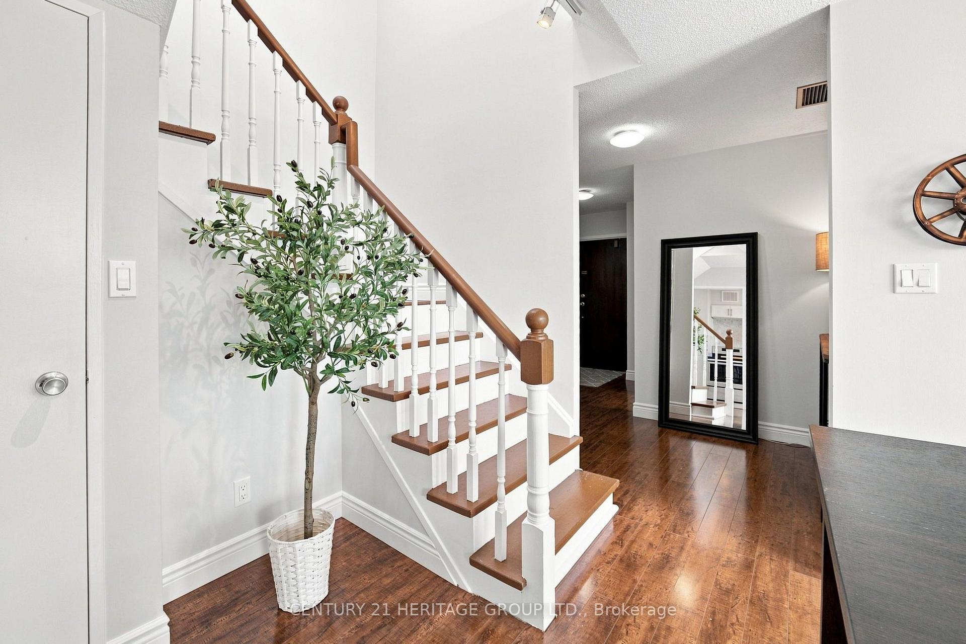 Photo 28 of Unit PH1, 200 Robert Speck Parkway, Mississauga, City Centre — HOMEH