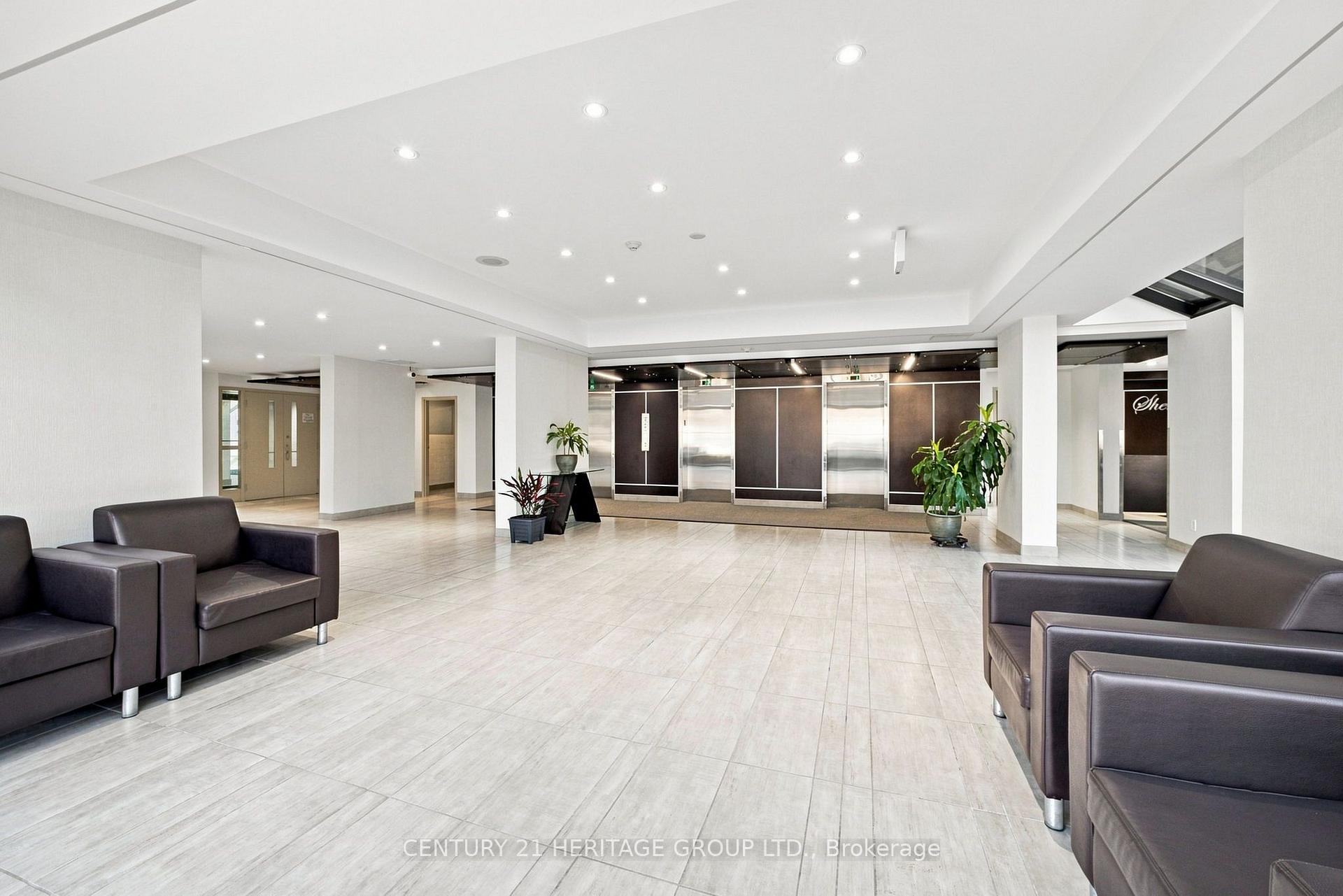 Photo 41 of Unit PH1, 200 Robert Speck Parkway, Mississauga, City Centre — HOMEH