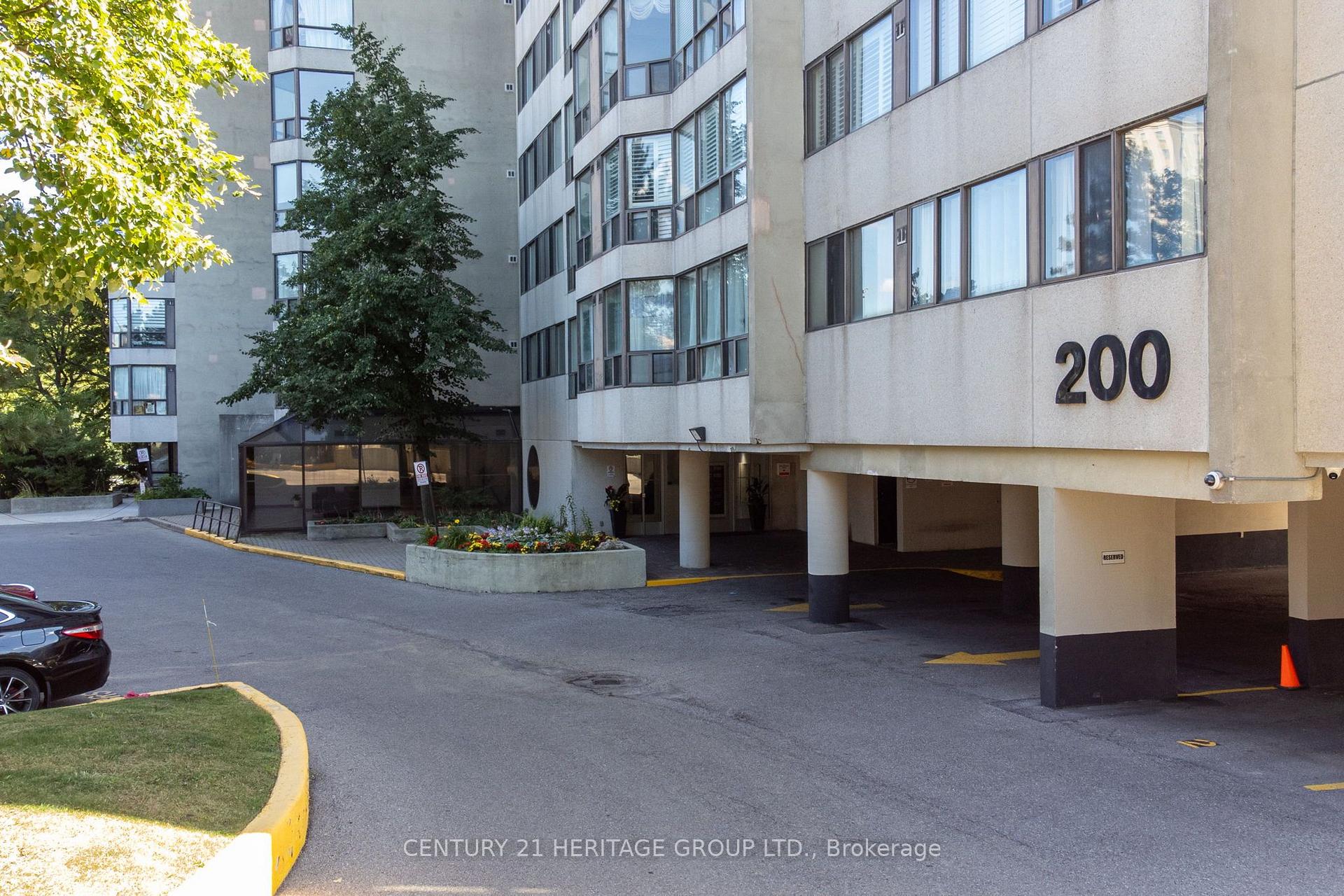 Photo 45 of Unit PH1, 200 Robert Speck Parkway, Mississauga, City Centre — HOMEH