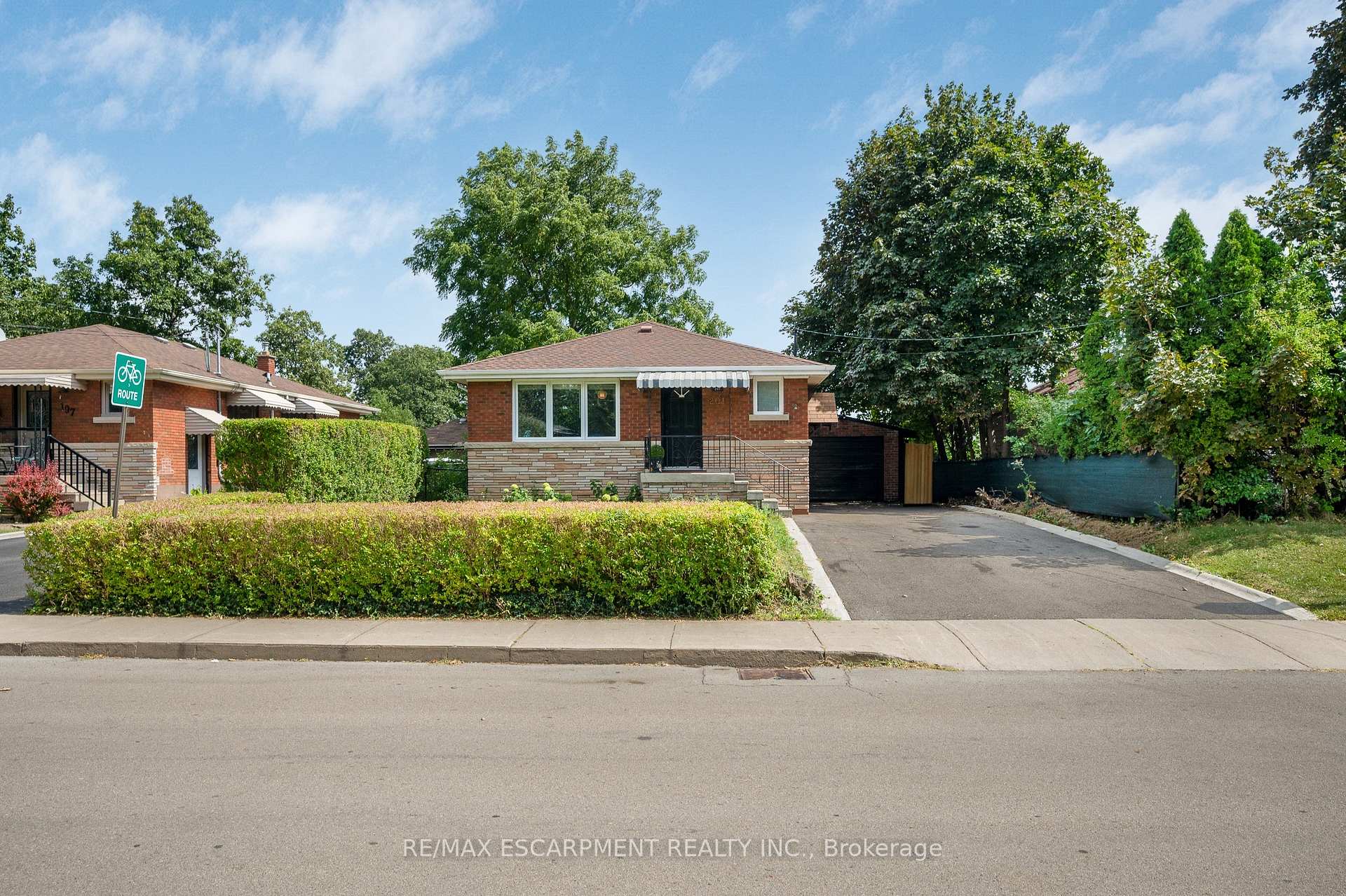 Photo 1 of 201 Terrace Drive, Hamilton, Balfour — HOMEH