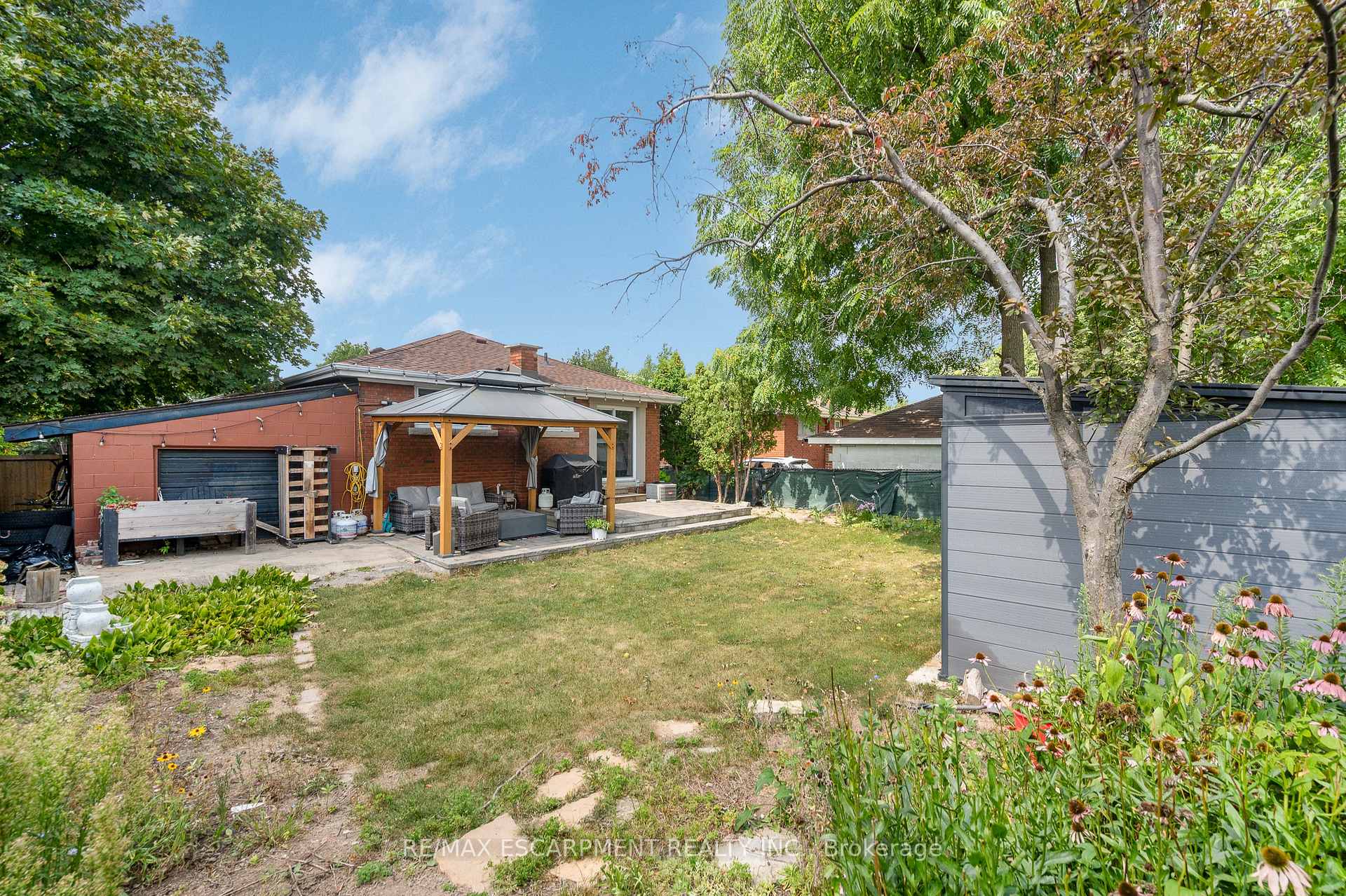 Photo 20 of 201 Terrace Drive, Hamilton, Balfour — HOMEH