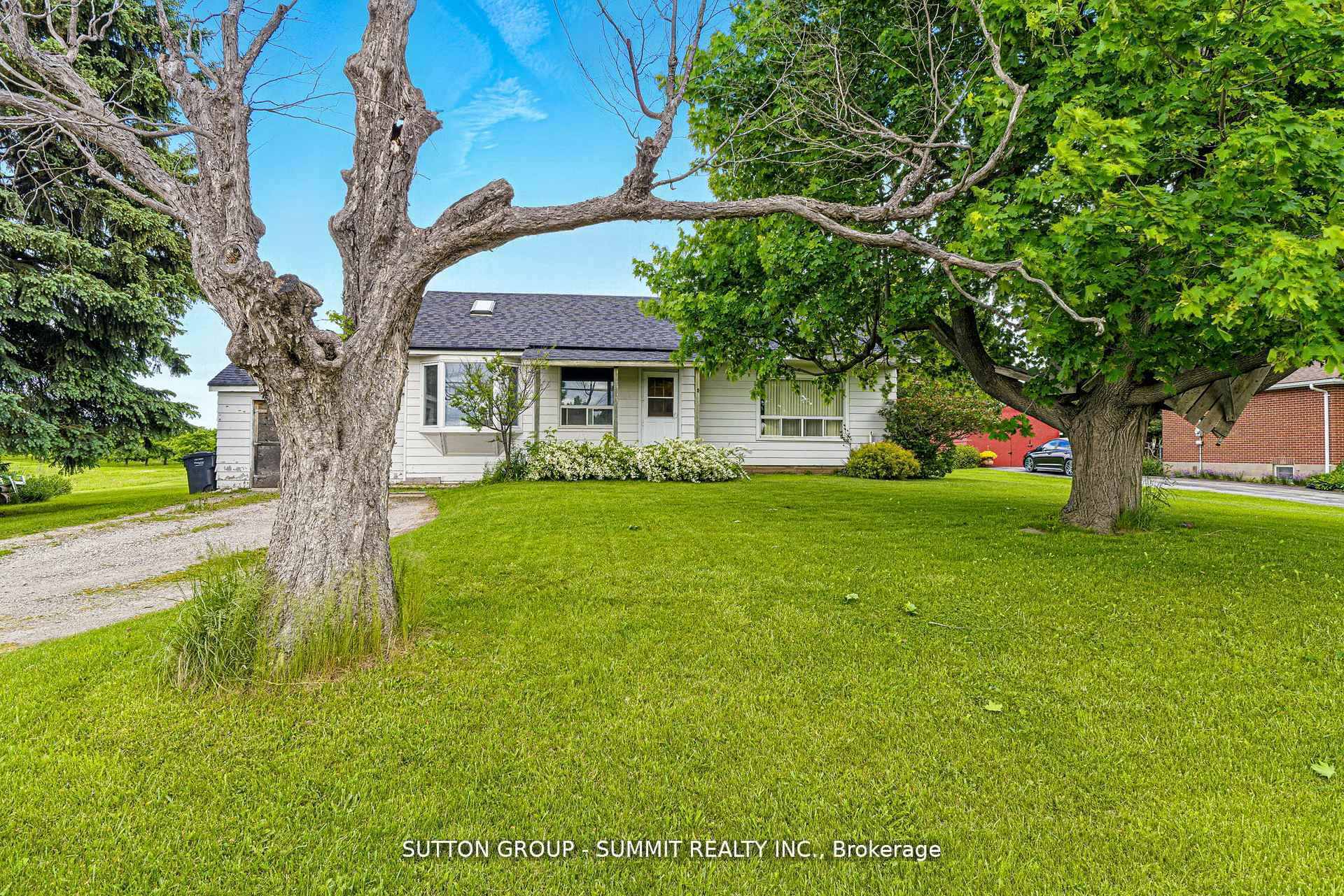 Photo 2 of 8555 Heritage Road, Brampton, Bram West — HOMEH