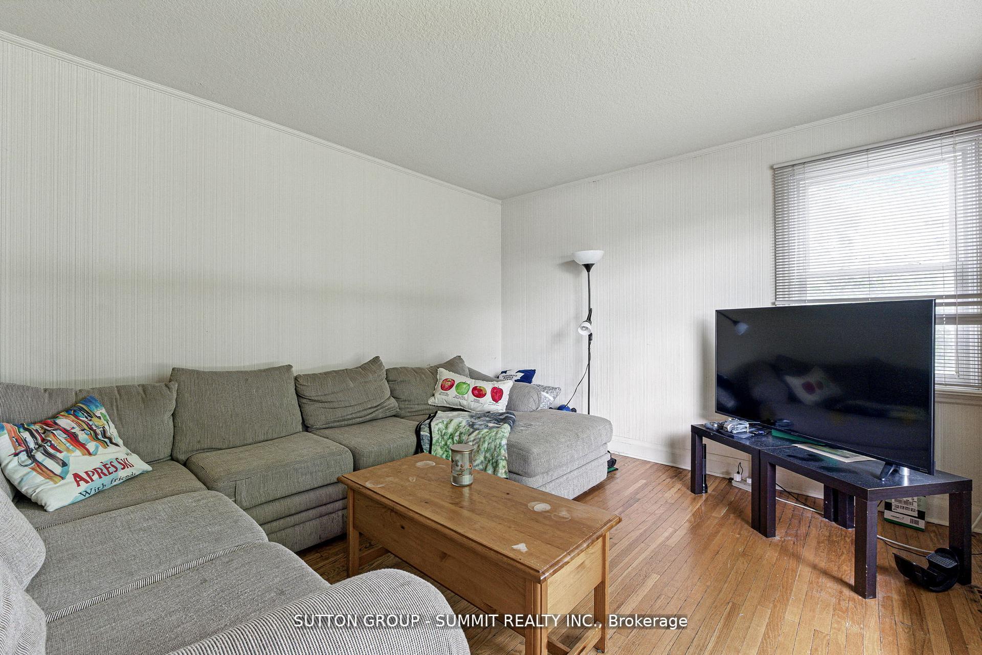 Photo 14 of 8555 Heritage Road, Brampton, Bram West — HOMEH