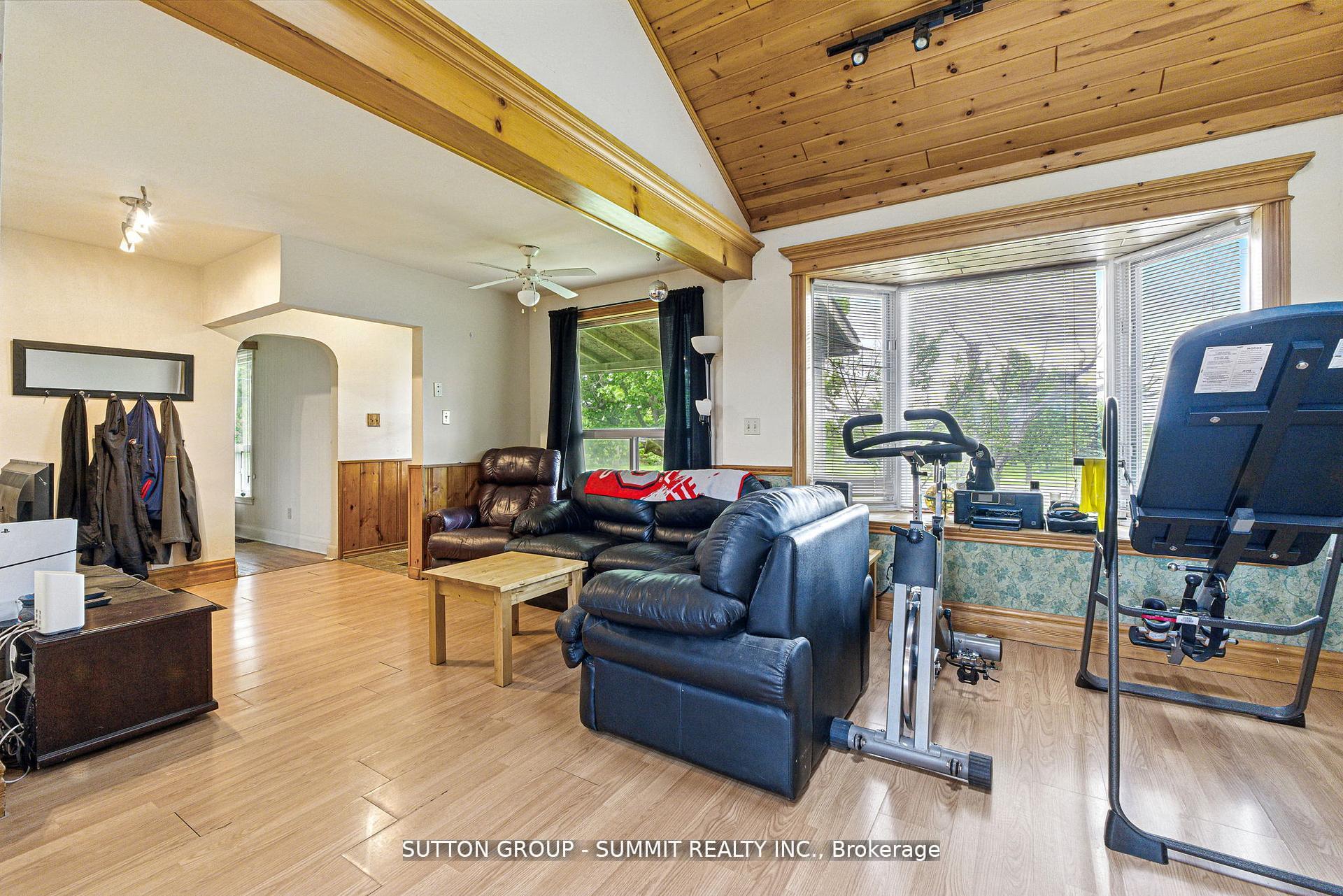 Photo 15 of 8555 Heritage Road, Brampton, Bram West — HOMEH