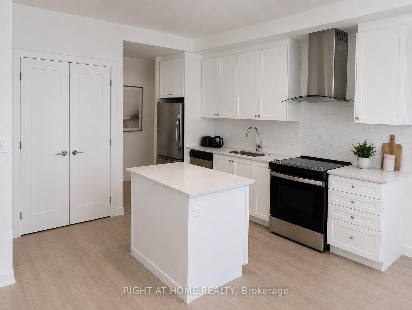 Photo 2 of Unit 313, 55 Duke Street W, Kitchener, City Commercial Core — HOMEH