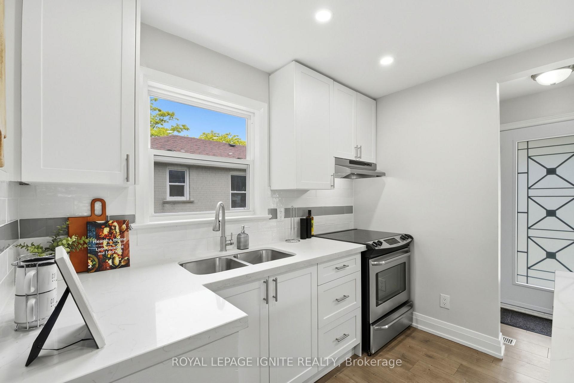 Photo 10 of 89 Darlingside Drive, Scarborough, West Hill — HOMEH