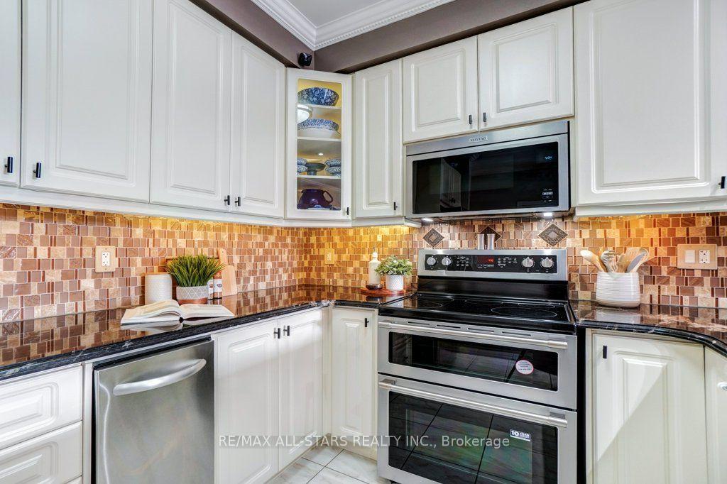 Photo 8 of Unit 13, 46 Lovegrove Lane, Ajax, Central — HOMEH