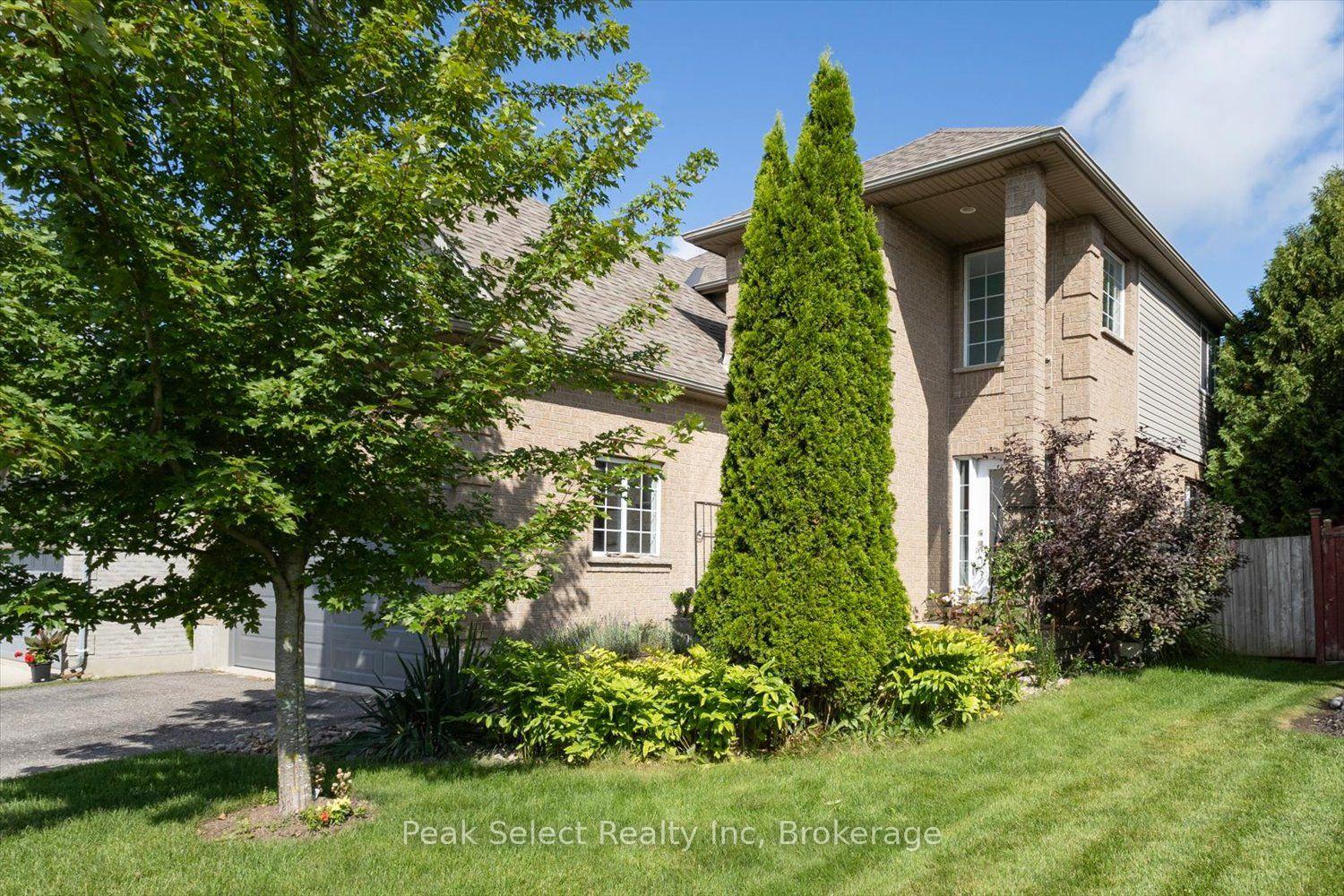 Photo of 180 Ridgewood Crescent
