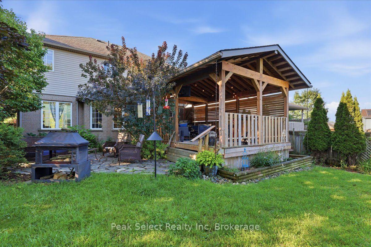 Photo 17 of 180 Ridgewood Crescent, St. Marys — HOMEH