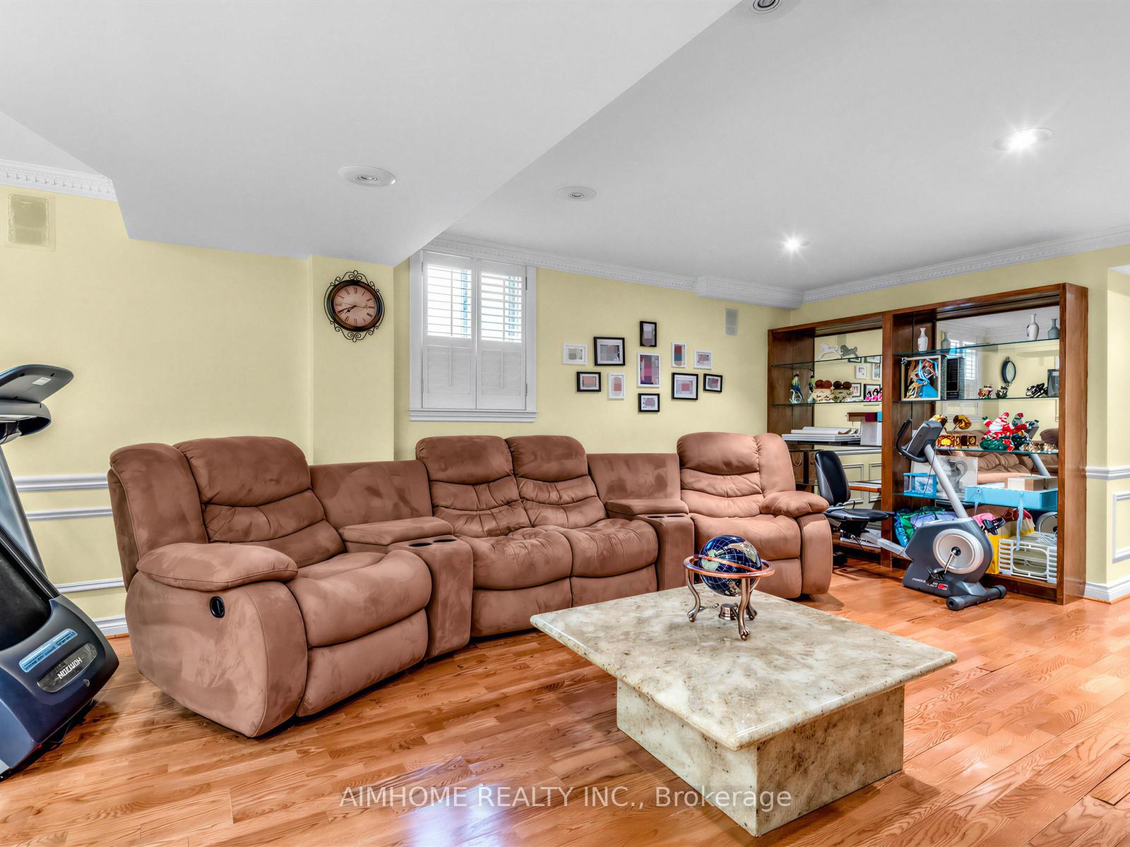 Photo 27 of 92 Braeside Square, Markham, Unionville — HOMEH