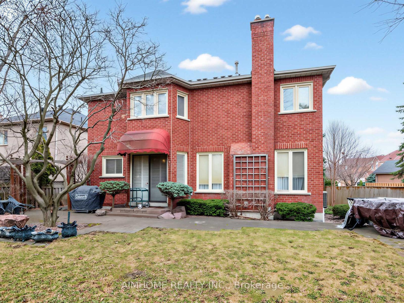 Photo 32 of 92 Braeside Square, Markham, Unionville — HOMEH