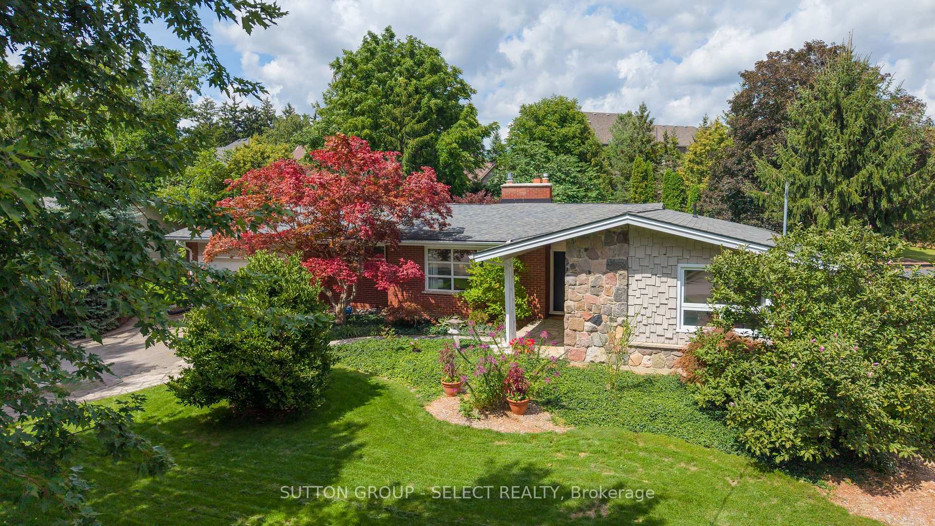 Photo 3 of 10 Northcrest Drive, London, North B — HOMEH