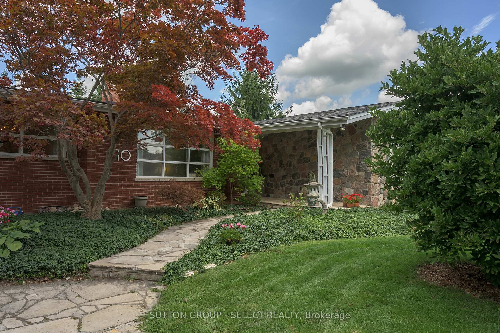 Photo 7 of 10 Northcrest Drive, London, North B — HOMEH