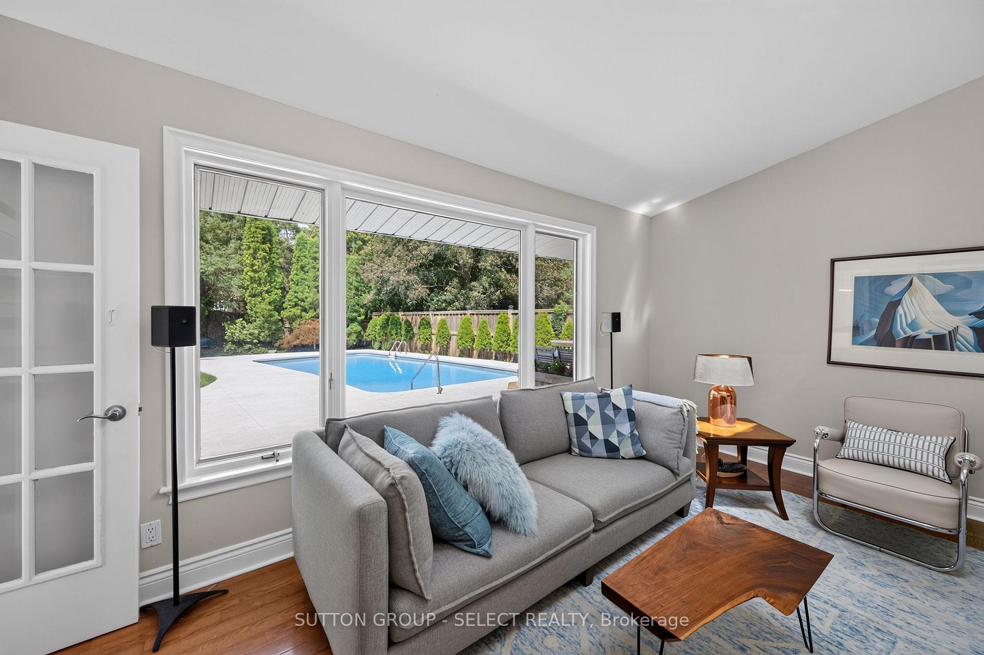 Photo 19 of 10 Northcrest Drive, London, North B — HOMEH