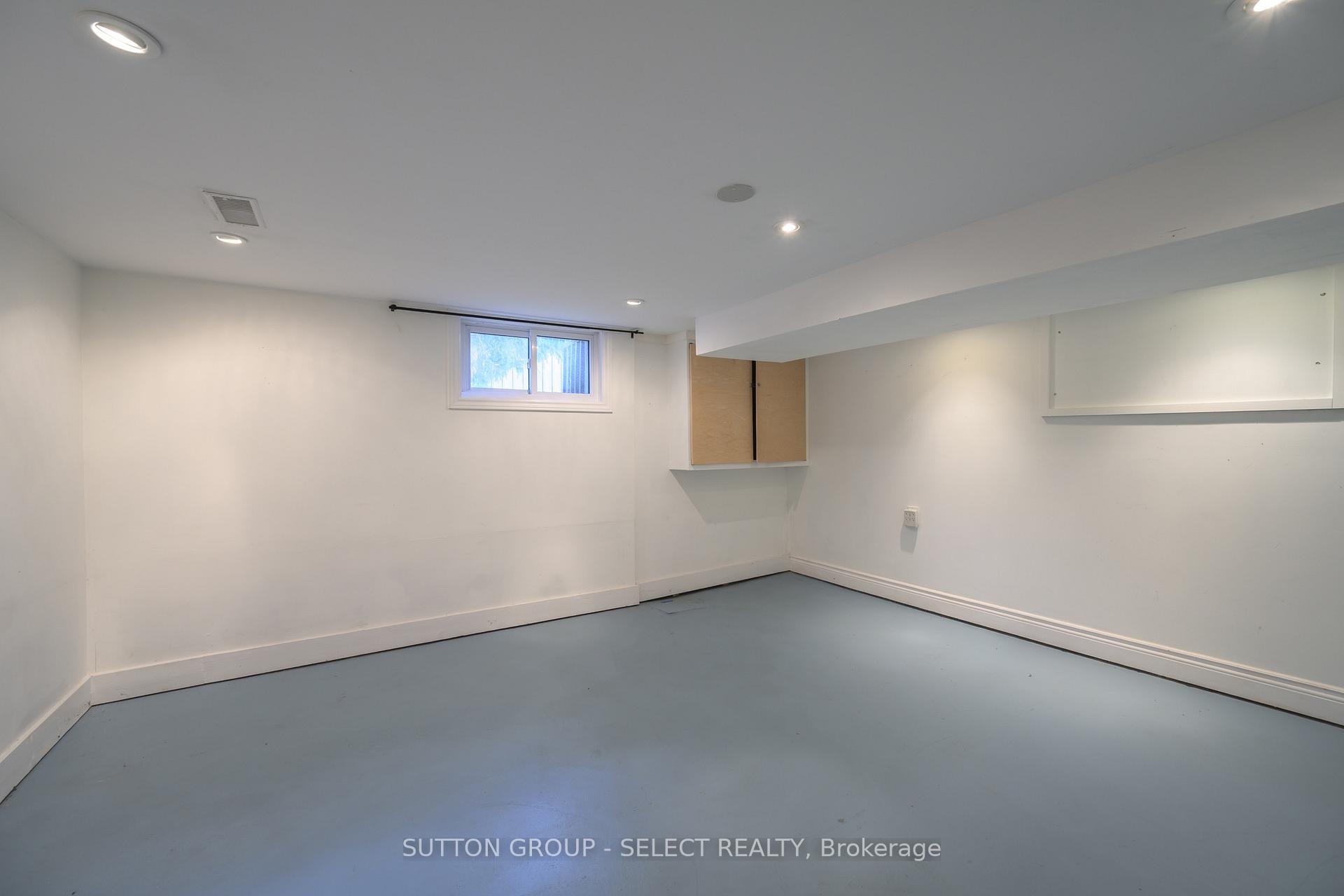 Photo 39 of 10 Northcrest Drive, London, North B — HOMEH