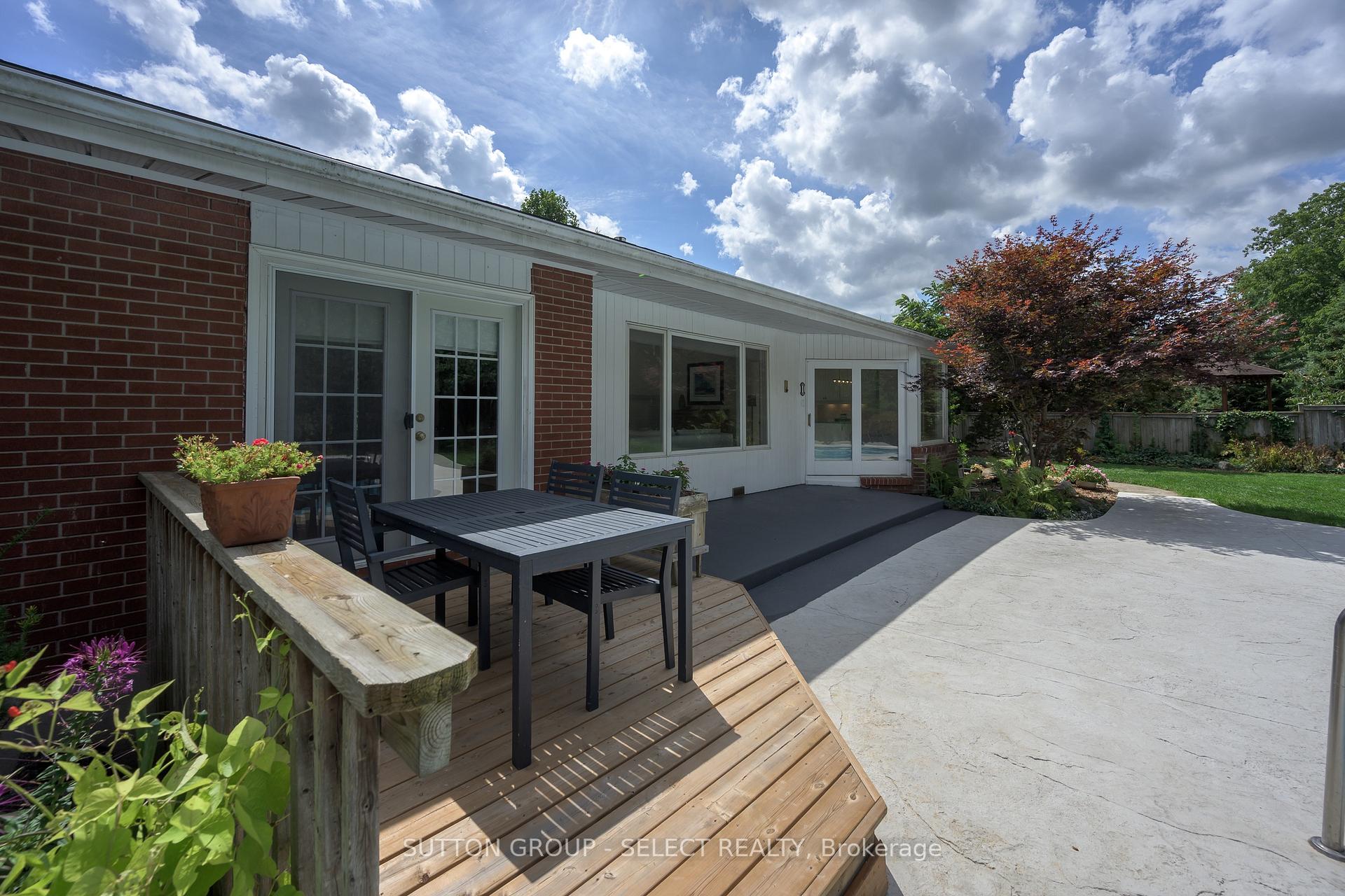 Photo 49 of 10 Northcrest Drive, London, North B — HOMEH