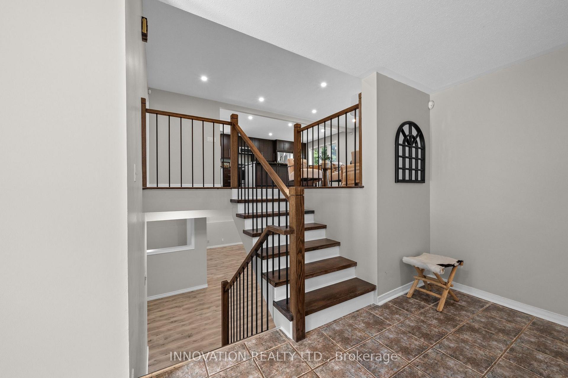 Photo 5 of 504 Thomas Street, Carleton Place, Carleton Place — HOMEH