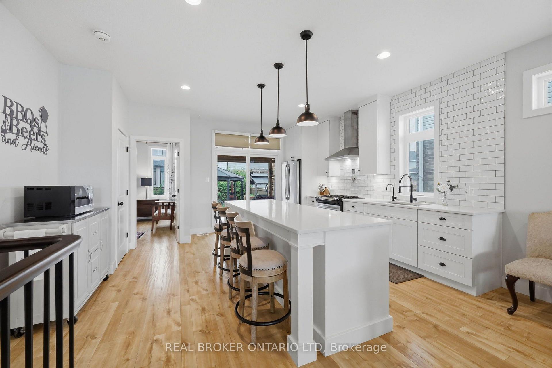 Photo 13 of 4 Doral Court, St. Thomas — HOMEH