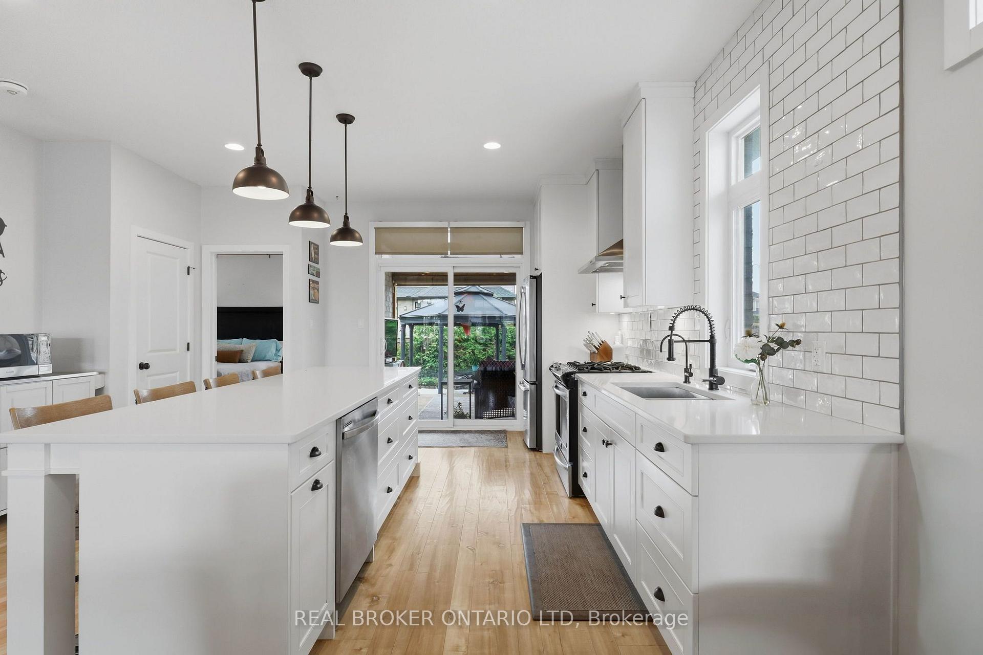 Photo 16 of 4 Doral Court, St. Thomas — HOMEH