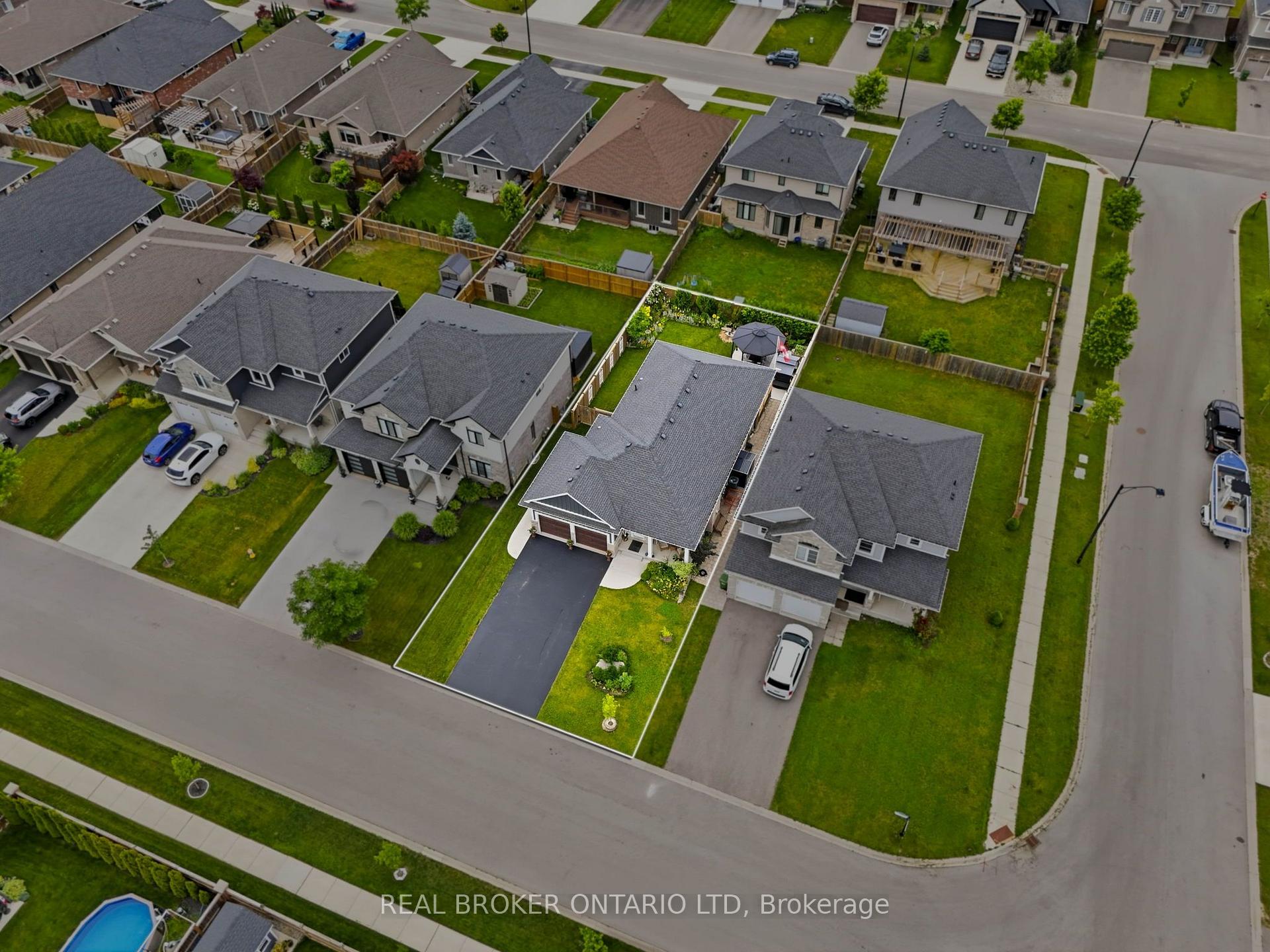 Photo 47 of 4 Doral Court, St. Thomas — HOMEH