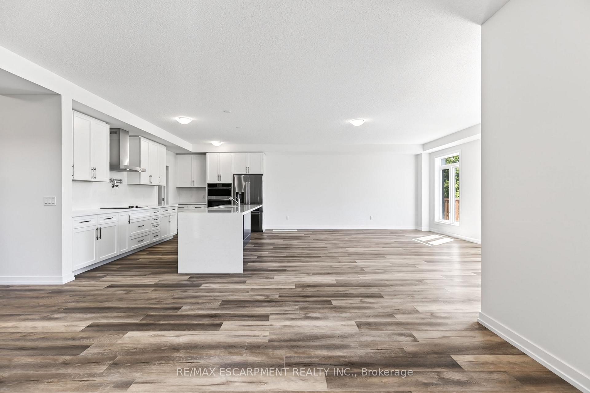 Photo 23 of 96 Valley Trail Place, Hamilton, Waterdown — HOMEH