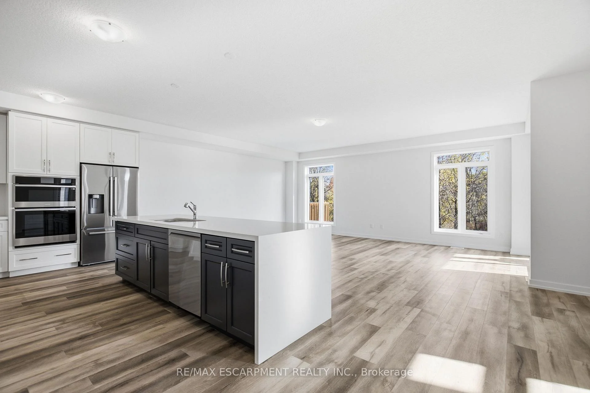Photo 28 of 96 Valley Trail Place, Hamilton, Waterdown — HOMEH