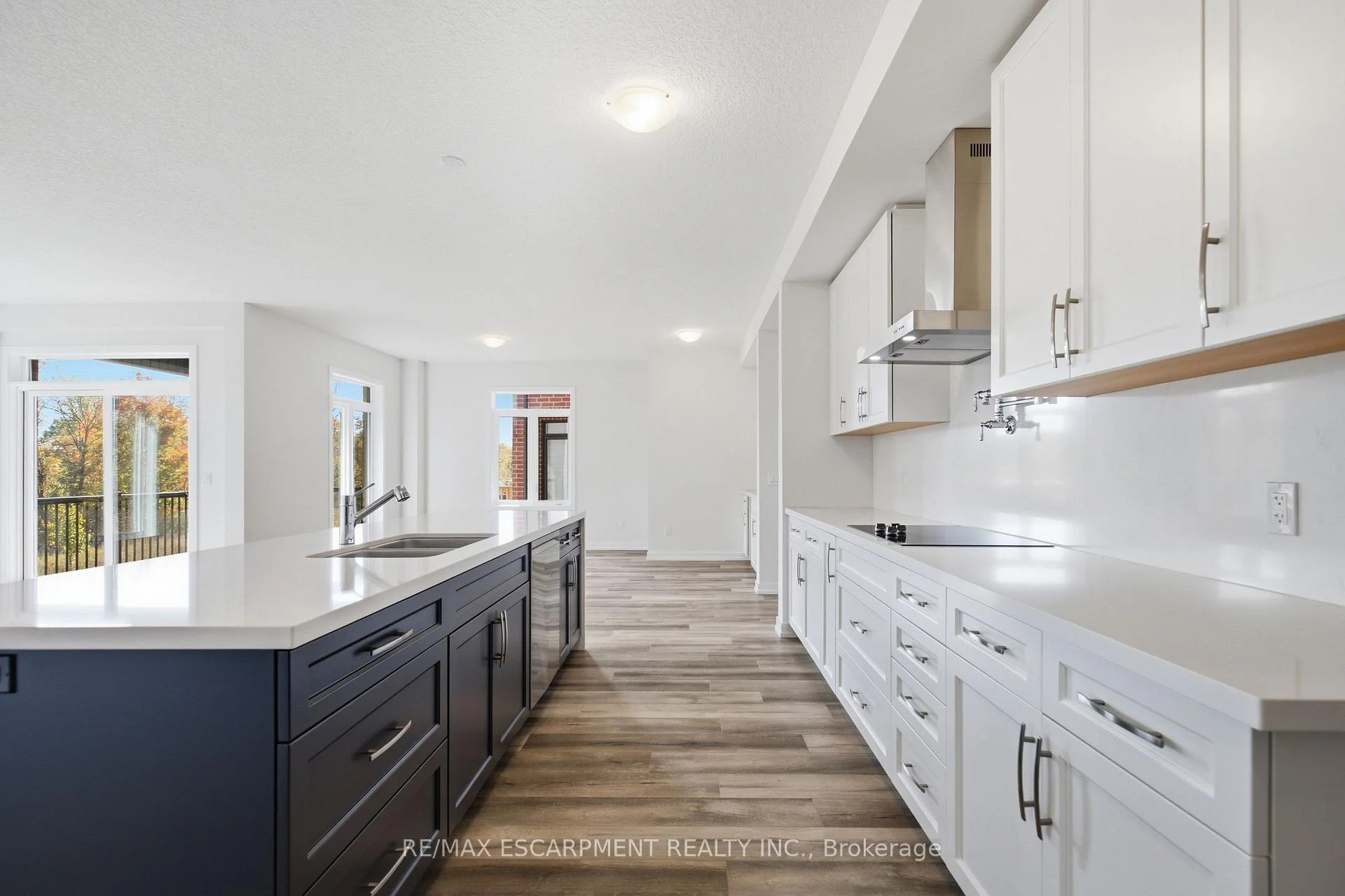 Photo 31 of 96 Valley Trail Place, Hamilton, Waterdown — HOMEH