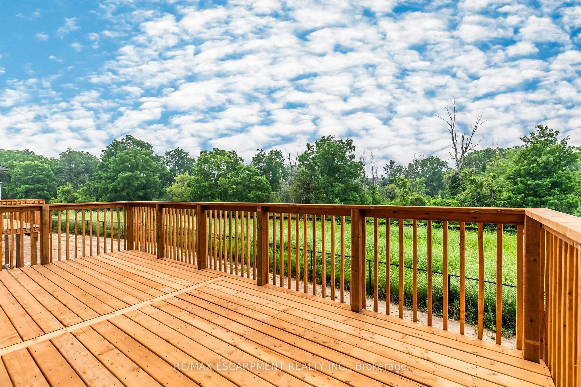 Photo 49 of 96 Valley Trail Place, Hamilton, Waterdown — HOMEH