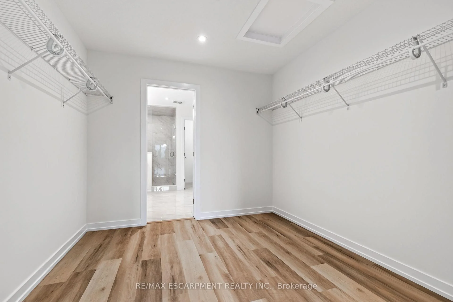 Photo 70 of 96 Valley Trail Place, Hamilton, Waterdown — HOMEH