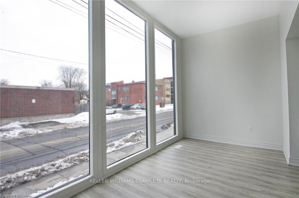 Photo 3 of 76 Wentworth Street S, Hamilton, Stinson — HOMEH