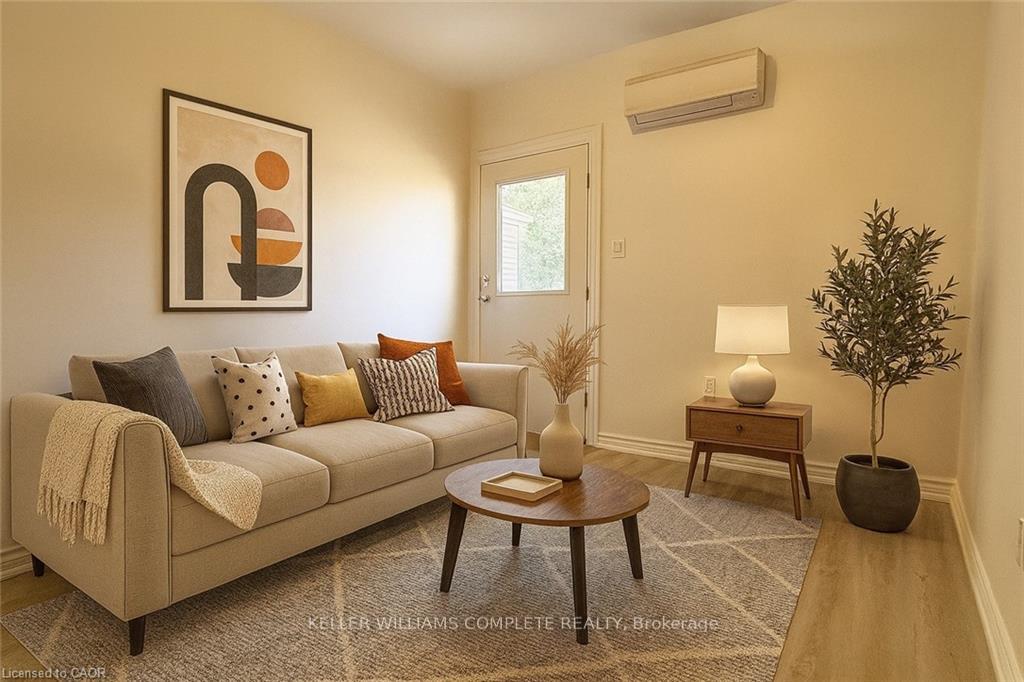Photo 22 of 76 Wentworth Street S, Hamilton, Stinson — HOMEH