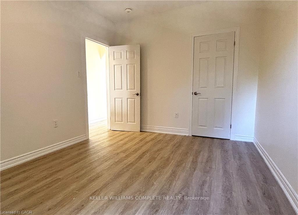 Photo 24 of 76 Wentworth Street S, Hamilton, Stinson — HOMEH