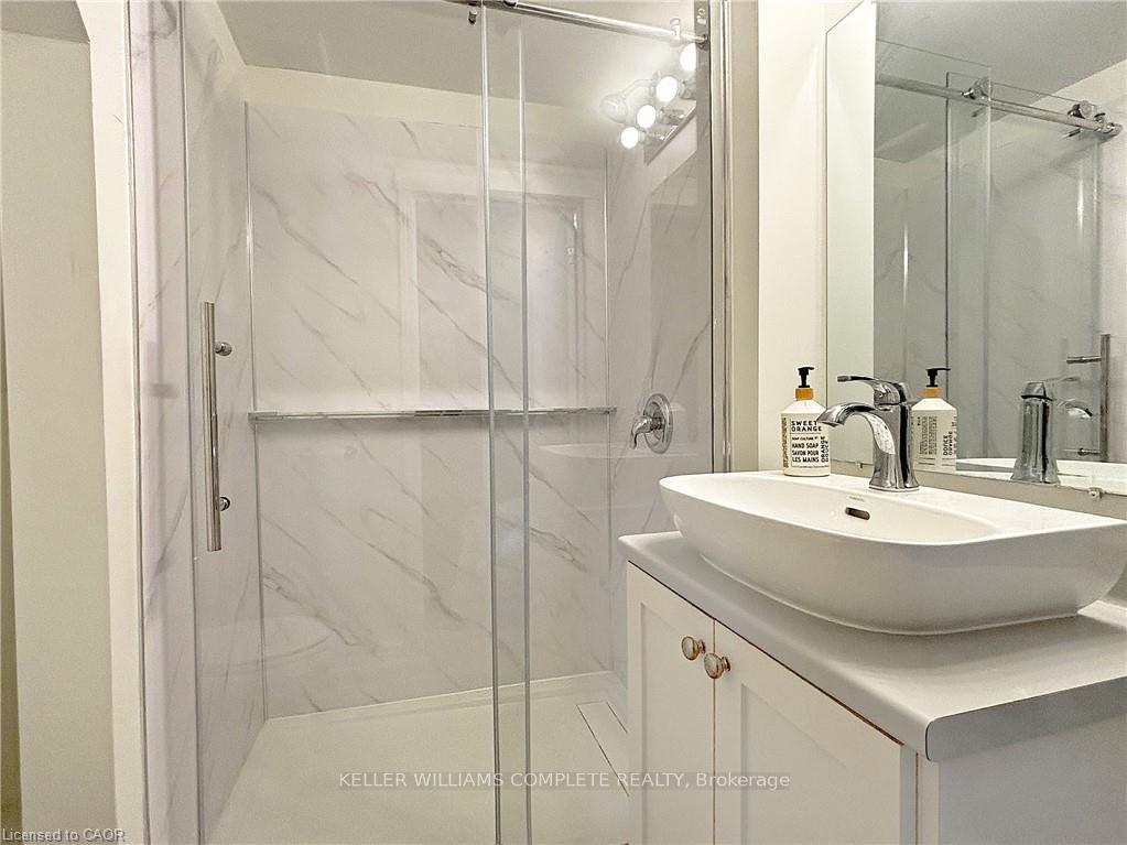 Photo 39 of 76 Wentworth Street S, Hamilton, Stinson — HOMEH