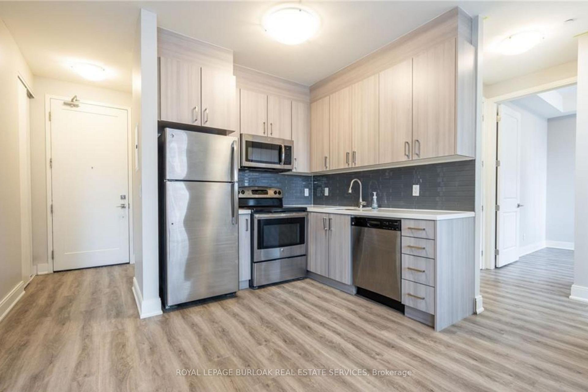 Photo 5 of Unit 301, 150 Main Street W, Hamilton, Central — HOMEH