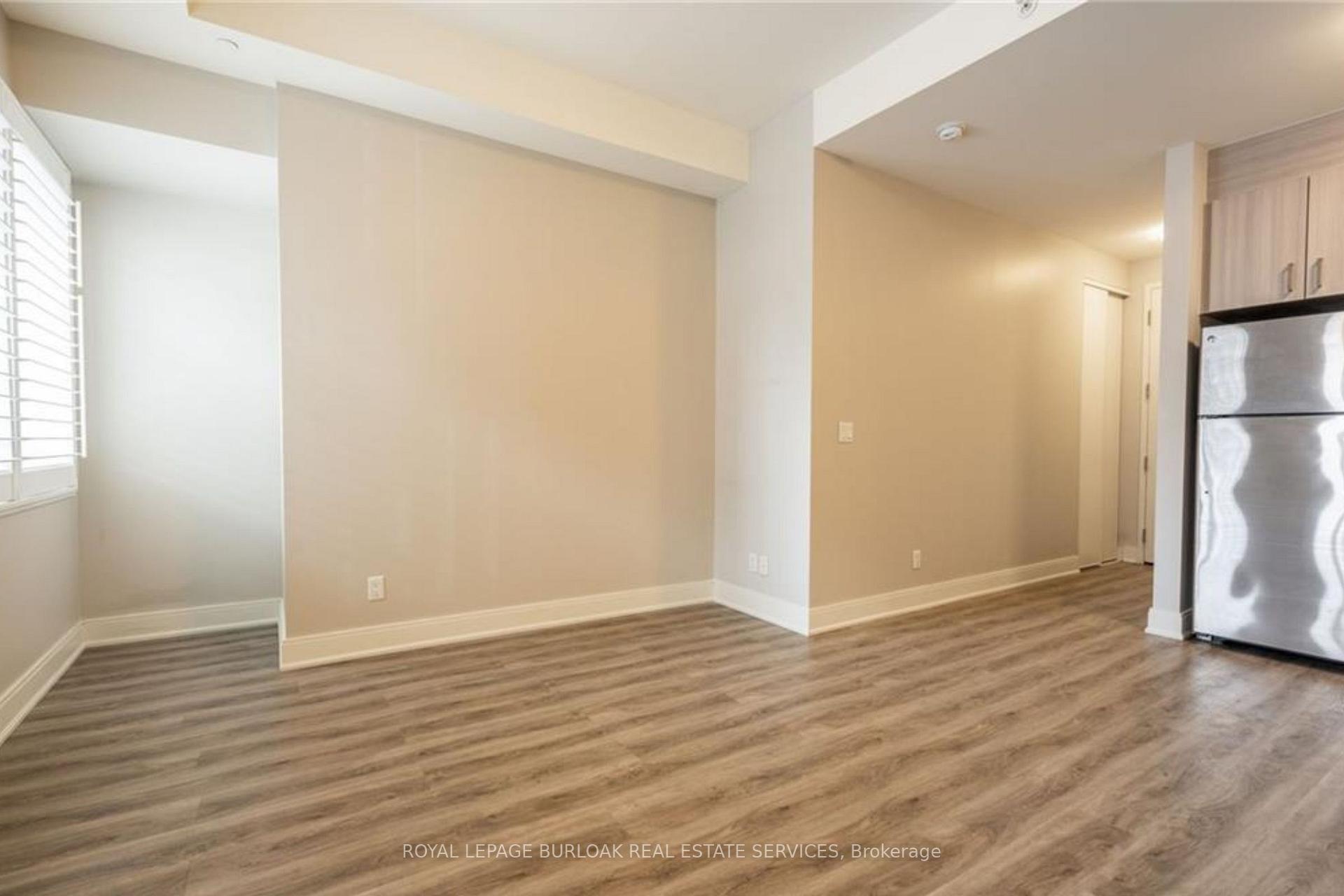 Photo 6 of Unit 301, 150 Main Street W, Hamilton, Central — HOMEH