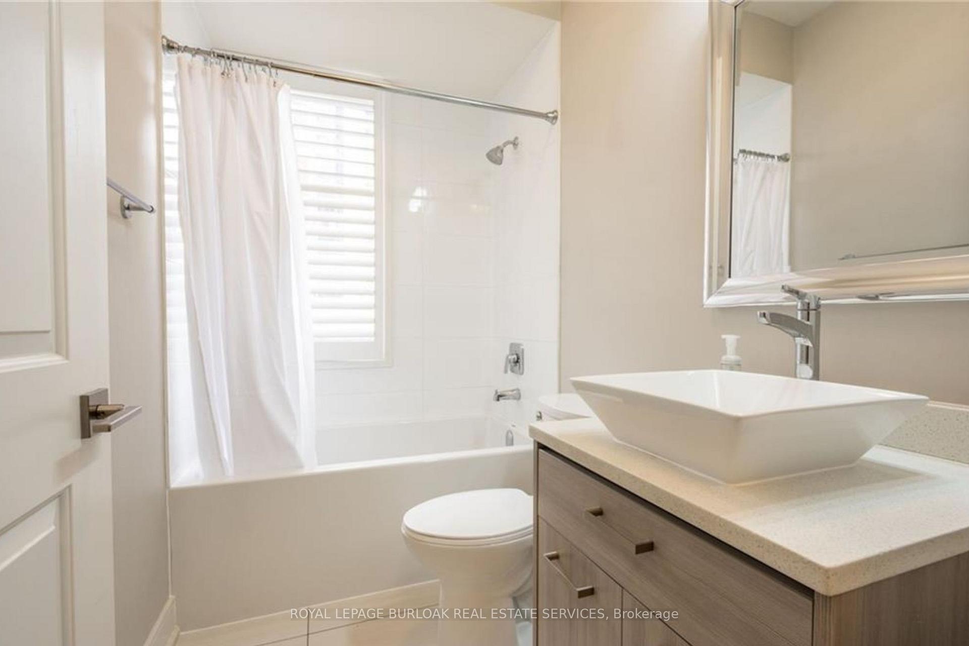 Photo 11 of Unit 301, 150 Main Street W, Hamilton, Central — HOMEH