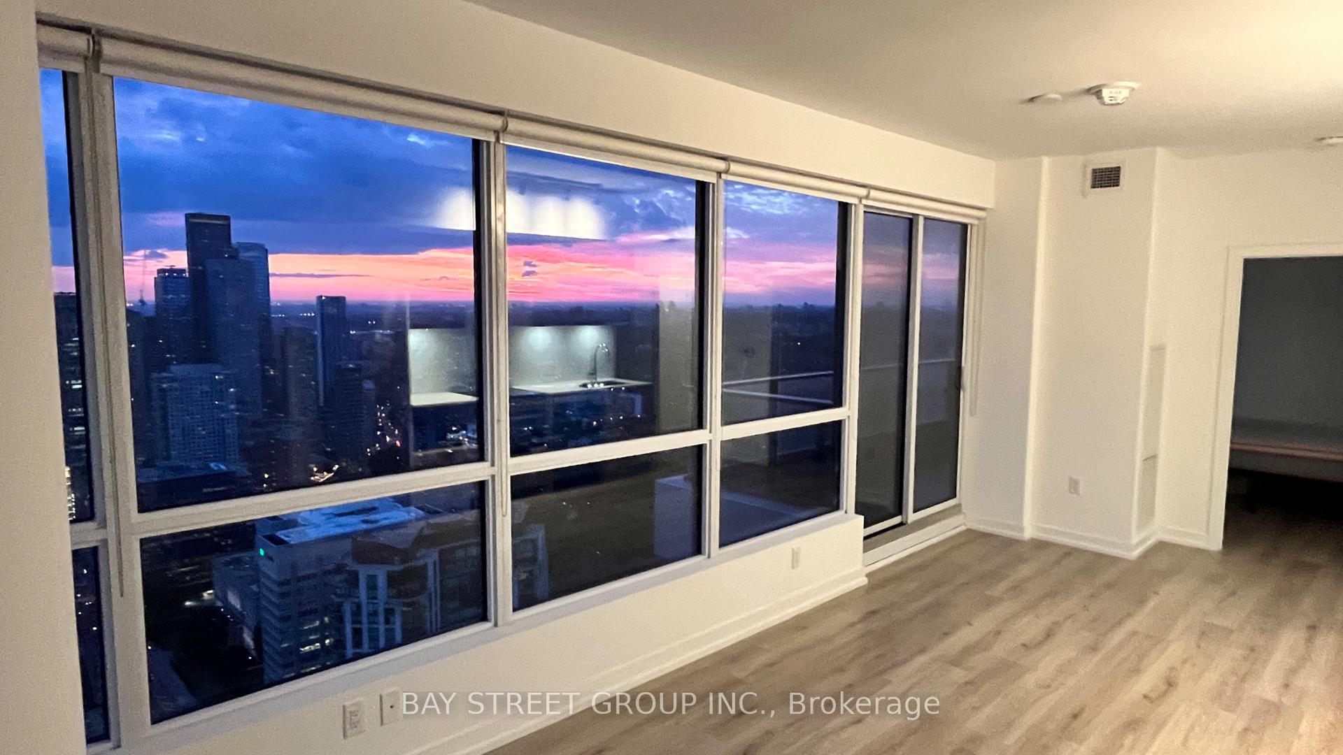 Photo 10 of Unit 4702, 395 Bloor Street E, Toronto, North St. James Town — HOMEH