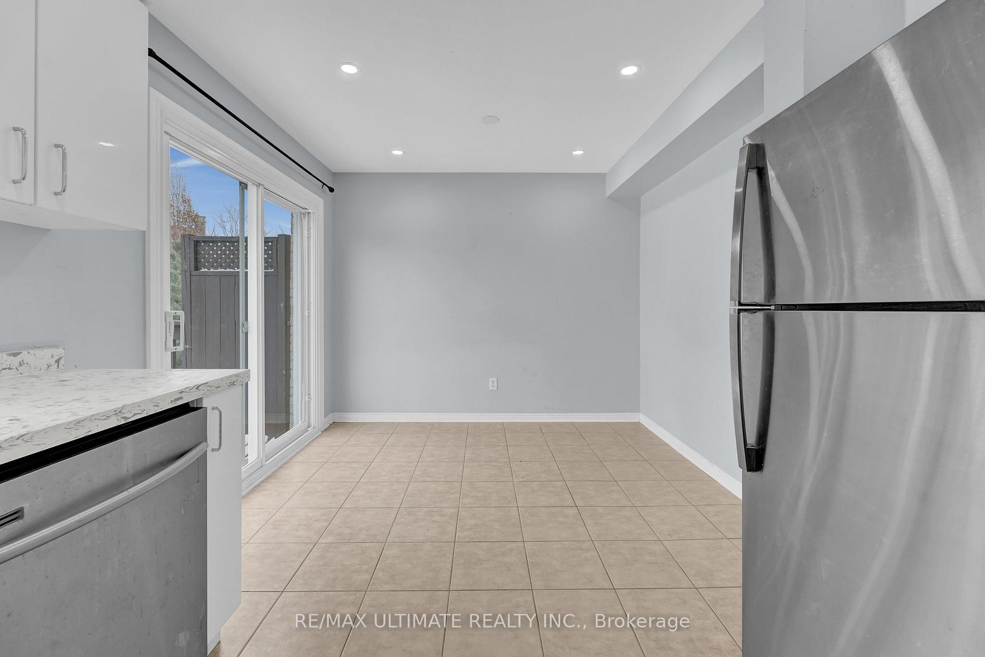Photo 6 of 73 Bernard Avenue, Brampton, Fletcher's Creek South — HOMEH