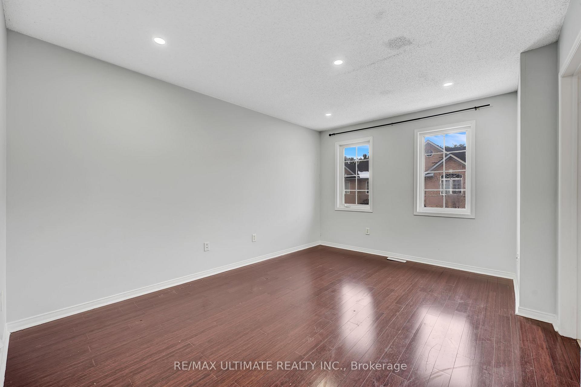 Photo 12 of 73 Bernard Avenue, Brampton, Fletcher's Creek South — HOMEH