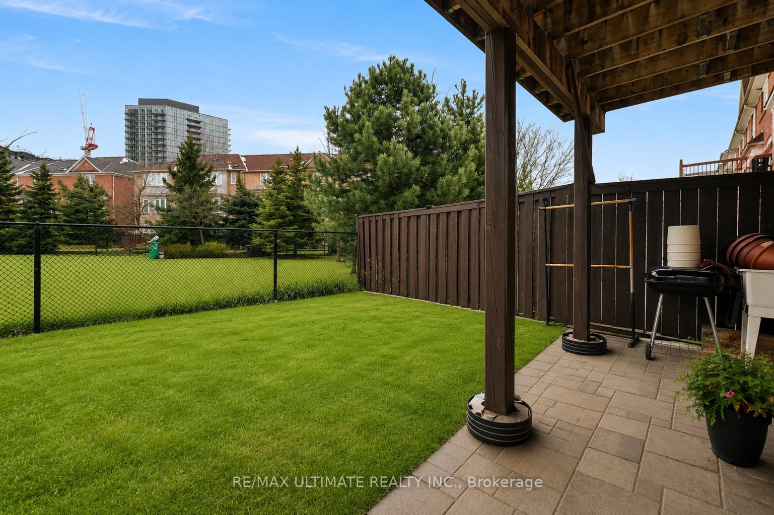 Photo 36 of 73 Bernard Avenue, Brampton, Fletcher's Creek South — HOMEH