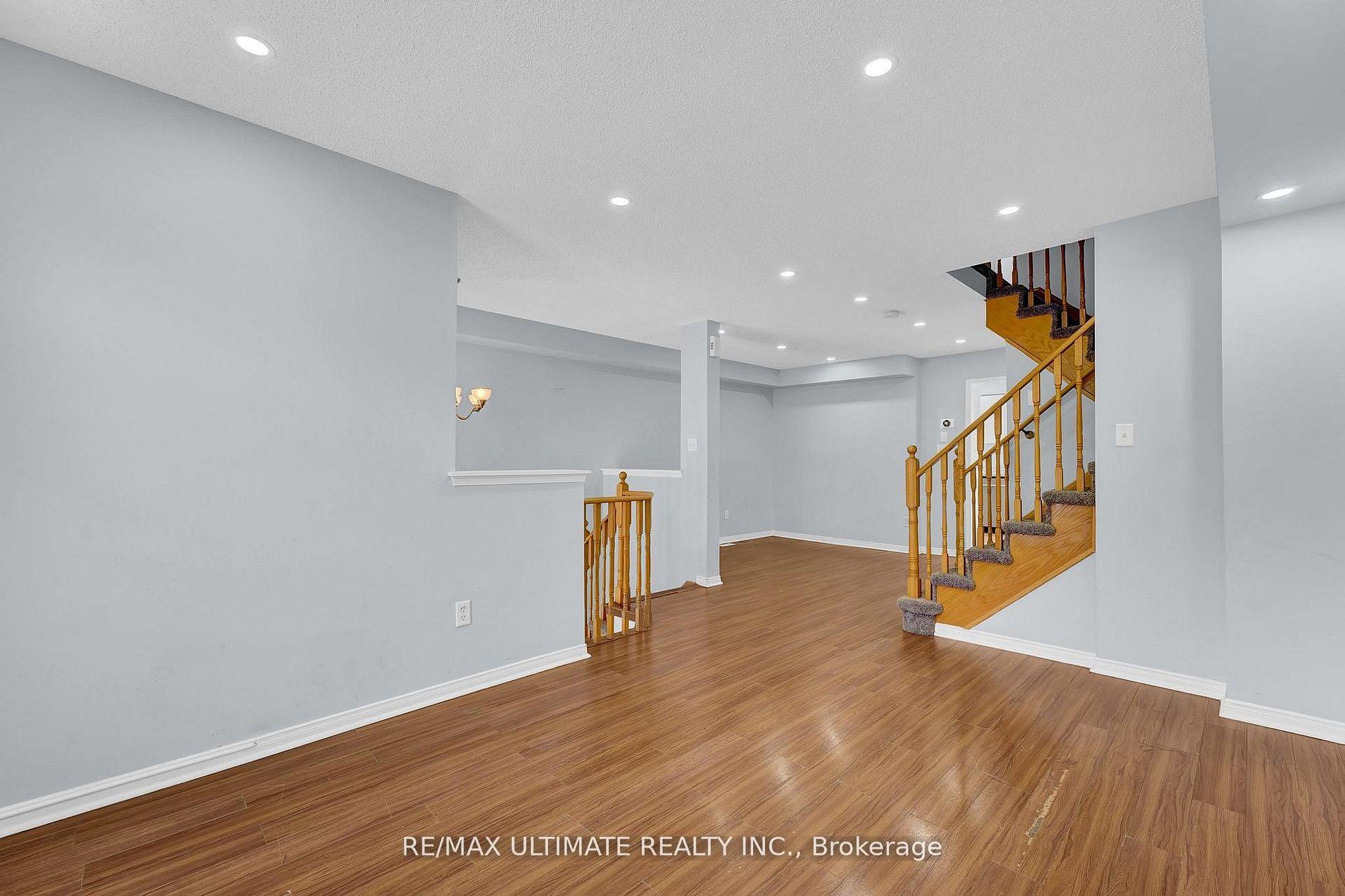 Photo 38 of 73 Bernard Avenue, Brampton, Fletcher's Creek South — HOMEH