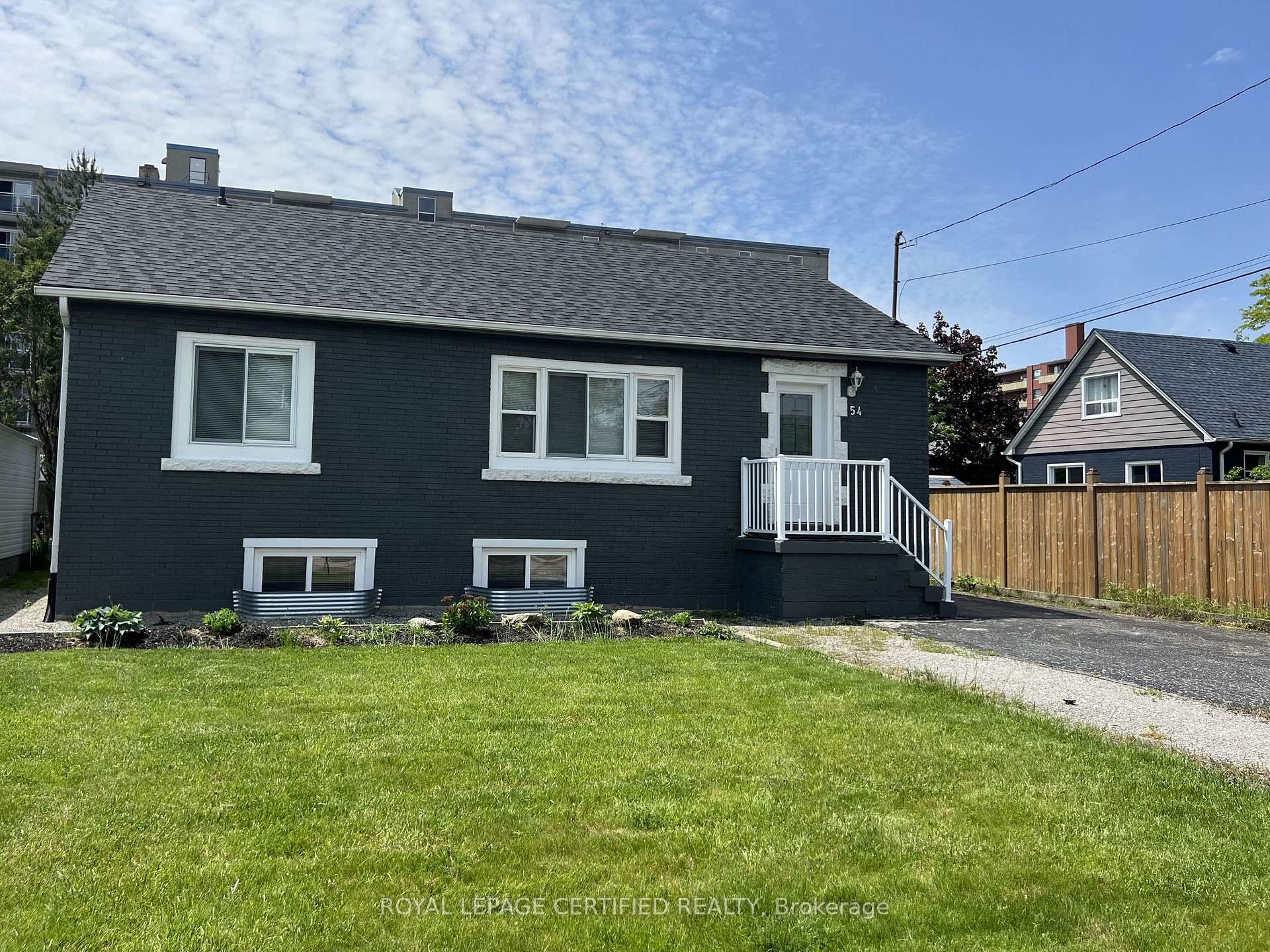 Photo of 54 Duncombe Drive
