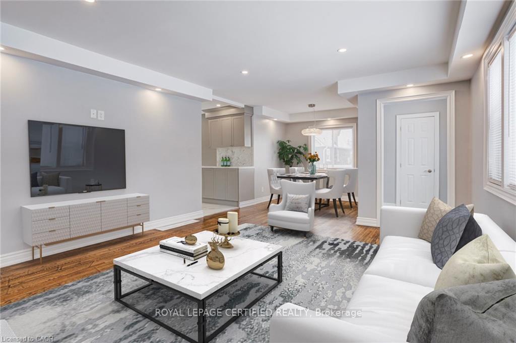 Photo 4 of 54 Duncombe Drive, Hamilton, Hill Park — HOMEH