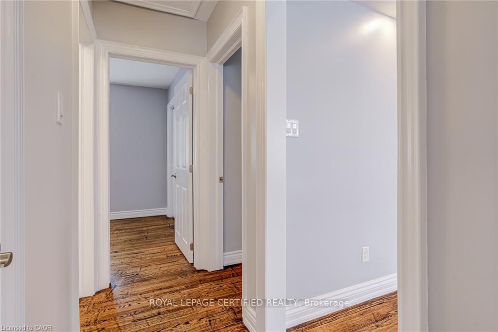 Photo 15 of 54 Duncombe Drive, Hamilton, Hill Park — HOMEH
