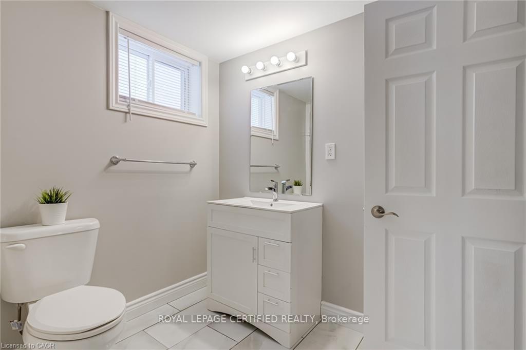Photo 35 of 54 Duncombe Drive, Hamilton, Hill Park — HOMEH