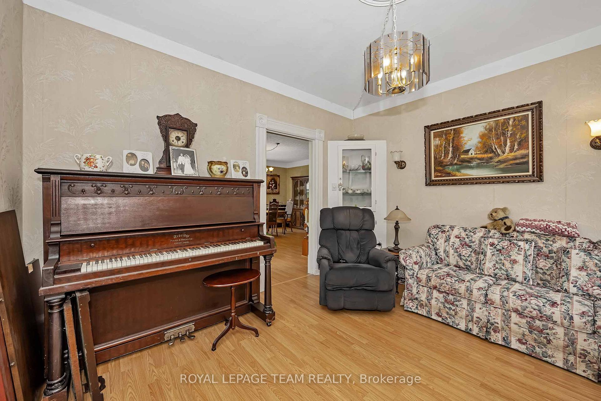 Photo 12 of 5961 Old Richmond Road, Ottawa, South of Fallowfield Road — HOMEH