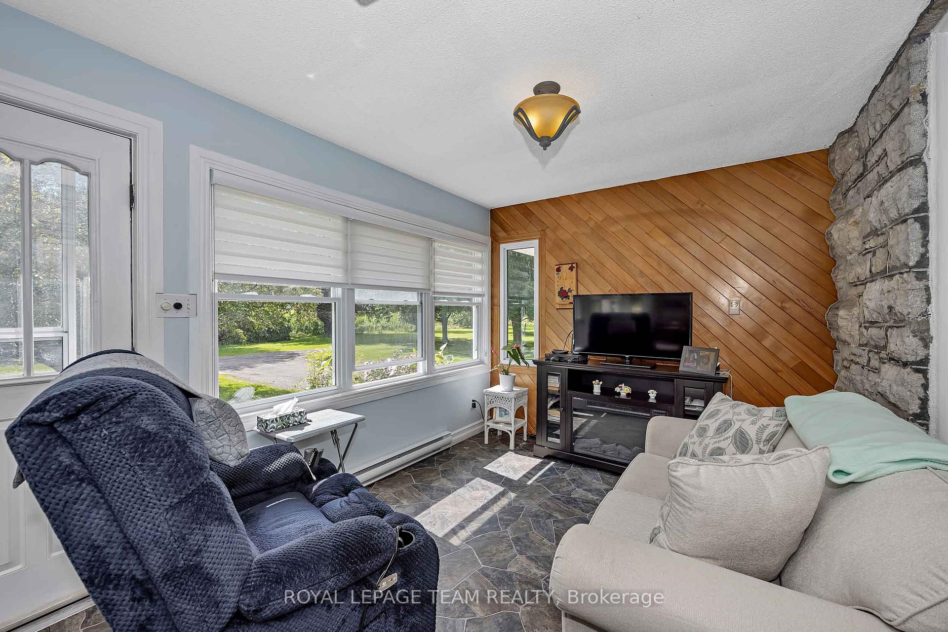 Photo 18 of 5961 Old Richmond Road, Ottawa, South of Fallowfield Road — HOMEH