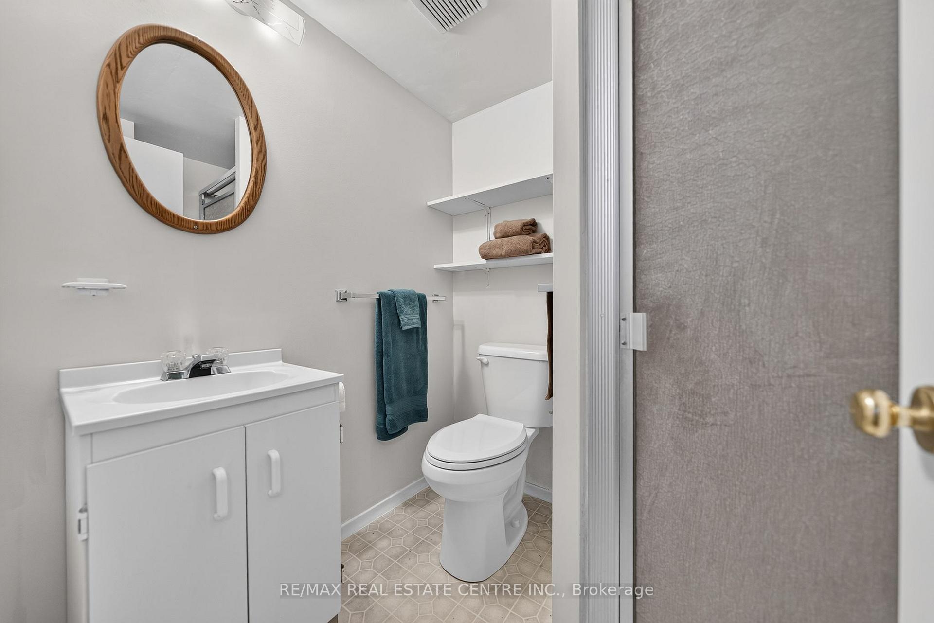 Photo 31 of 120 Arrowhead Crescent, Kitchener, Pioneer Park — HOMEH